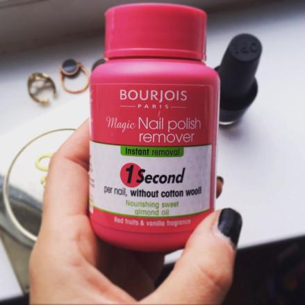 Bourjois Magic nail polish remover